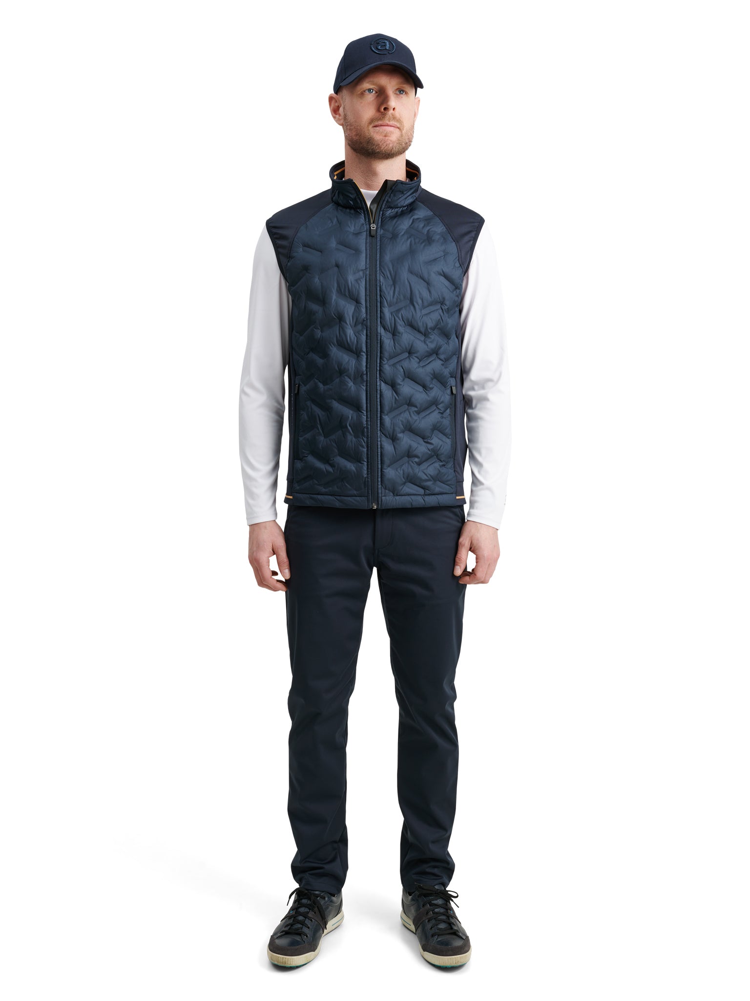 Grove Hybrid Vest