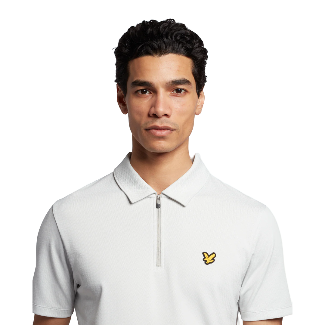 Lyle & Scott Chevron Zip Polo - Pebble/White