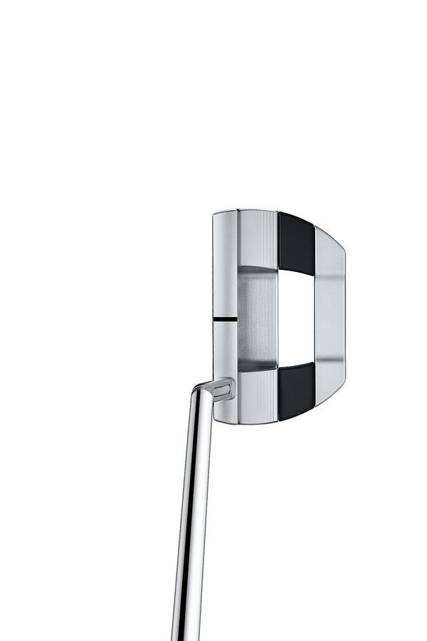 Studio Style Fastback